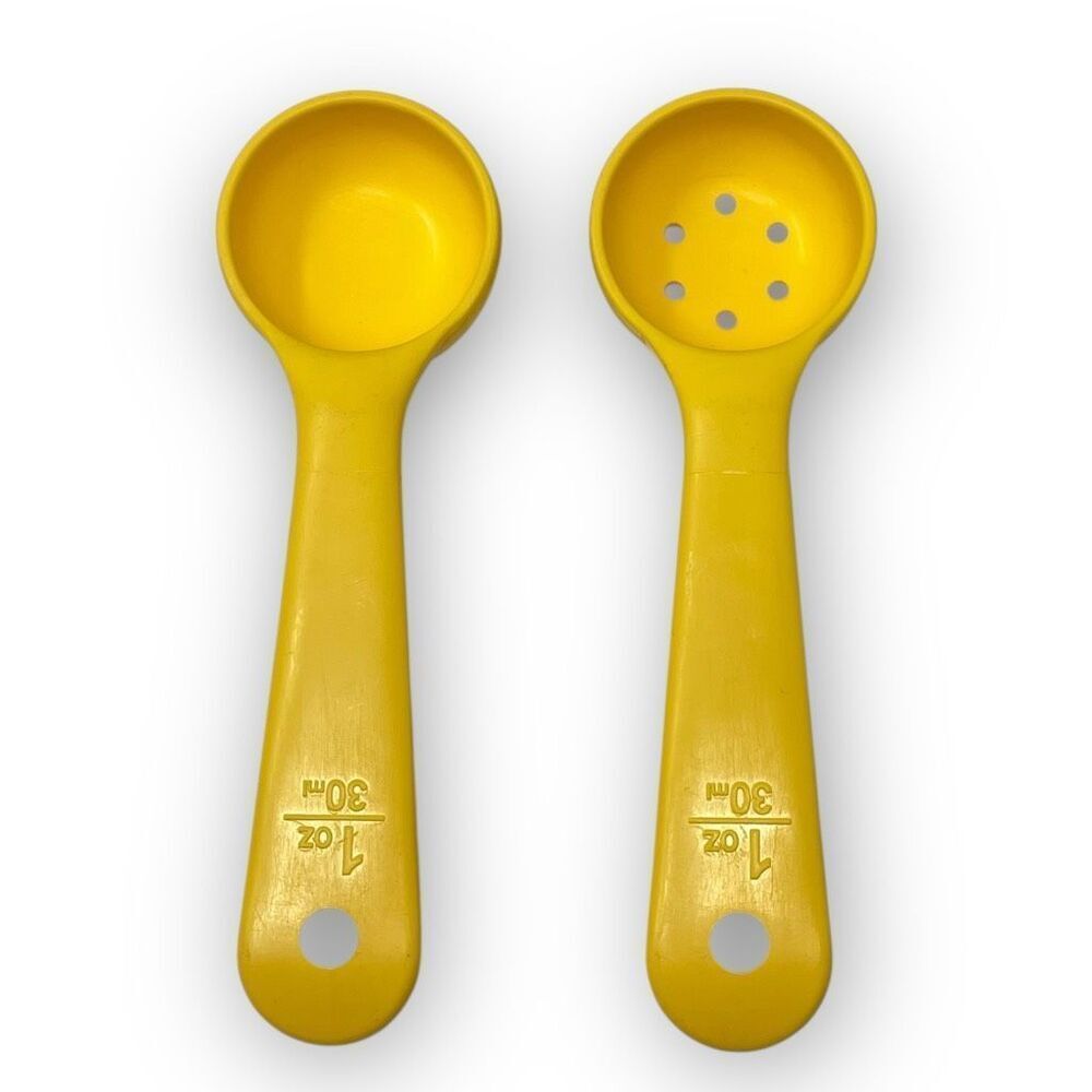 Carlisle 4921 & 4923 1 oz 30ml Yellow Short Handle Portion Spoon Lot of 2